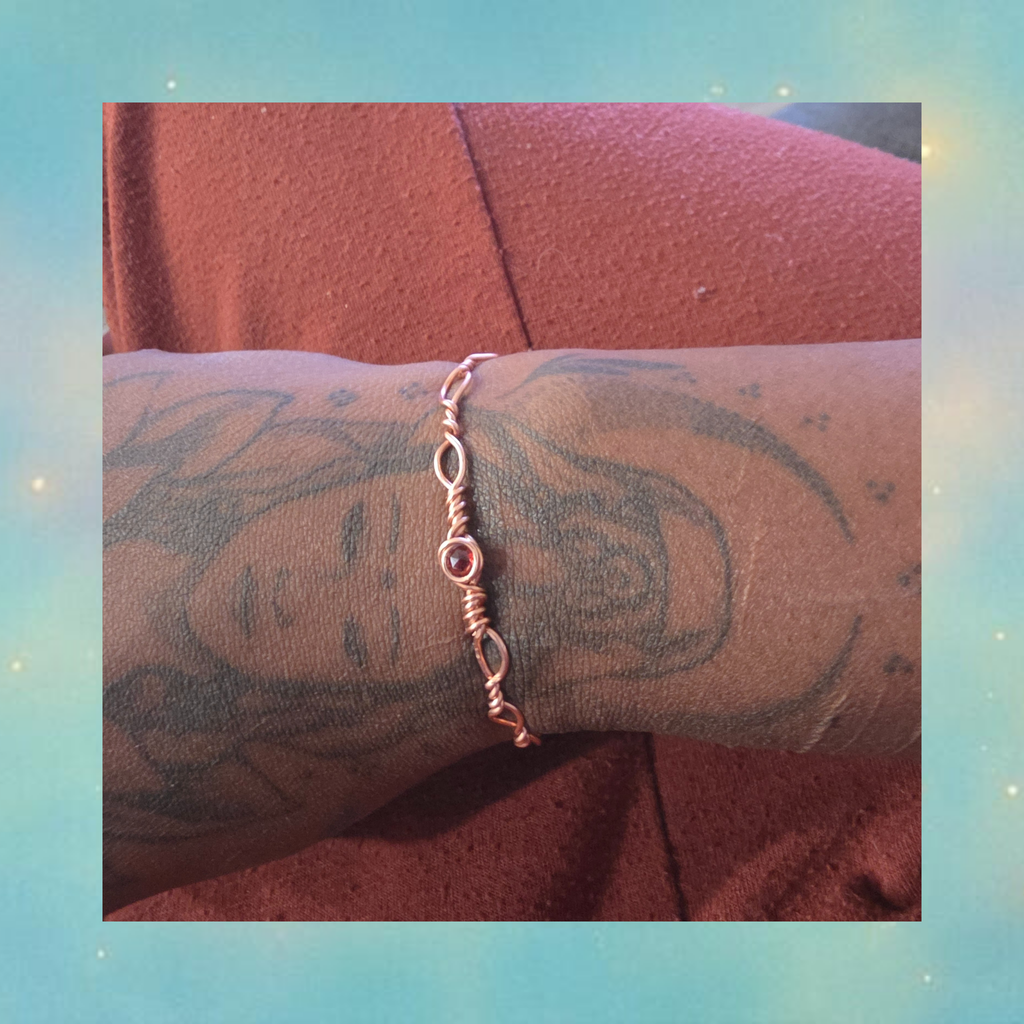 ✨ Adjustable Copper Bracelet | Garnet